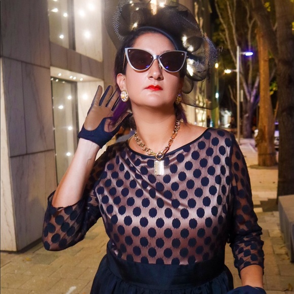 Meet your Posher, Sabrina - Picture 2 of 8